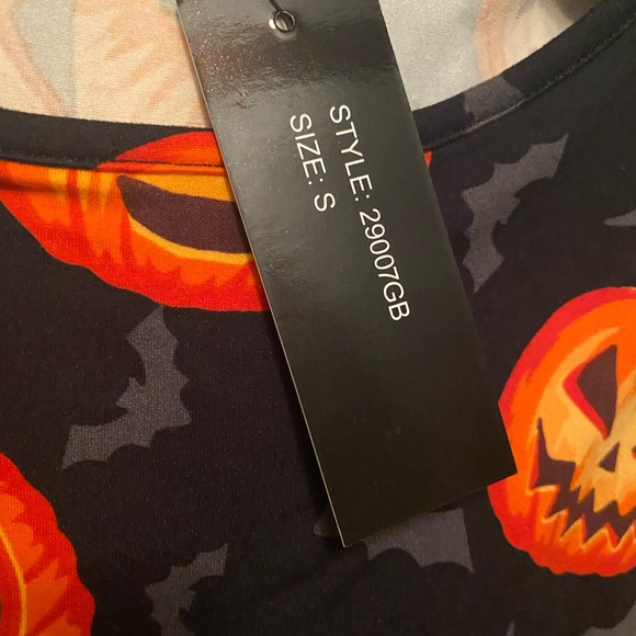 NWT Halloween 8 of Hearts  Black Dress with Jack O Lanterns Stretchy Fun Small - Picture 4 of 4